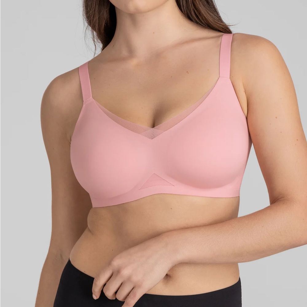Honeylove Crossover Seamless Pink Wireless Bra size Small+